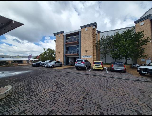 200M² OFFICE TO LET IN SANDTON CENTRAL